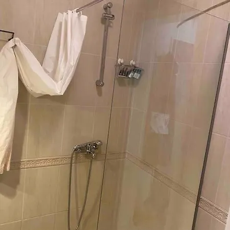 Appartement 2-bedroom 300m To The