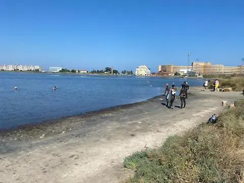 2-bedroom 300m To The Pomorie